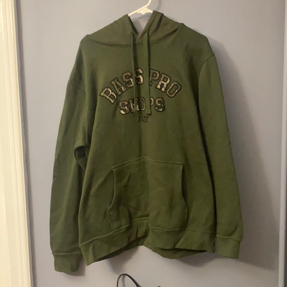 Men’s bass pro shop hoodie